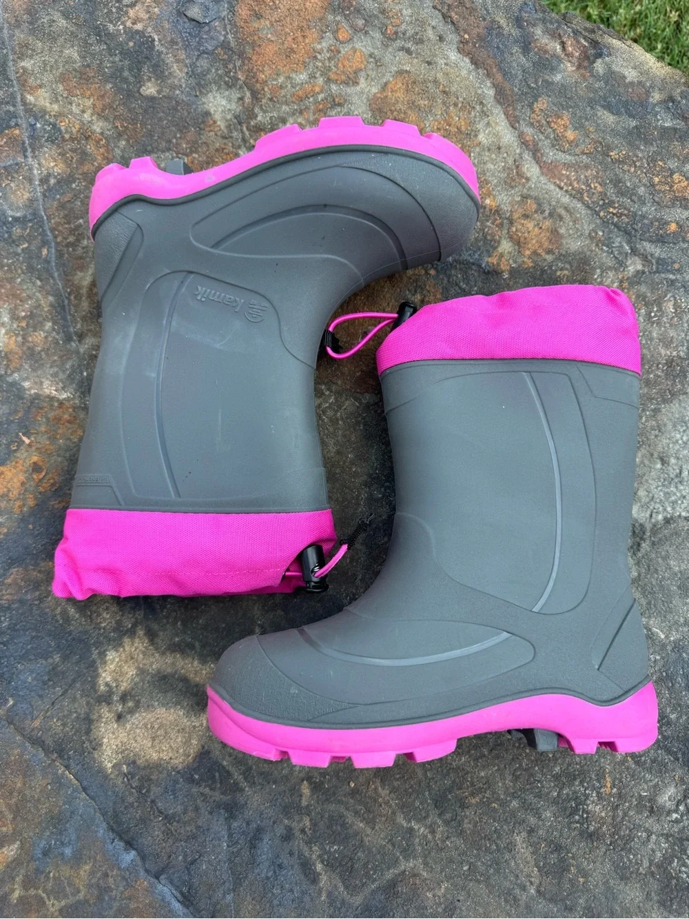 Kamik Snobuster Winter Boots Kids Sz 13 Charcoal Magenta Waterproof Winter Snow